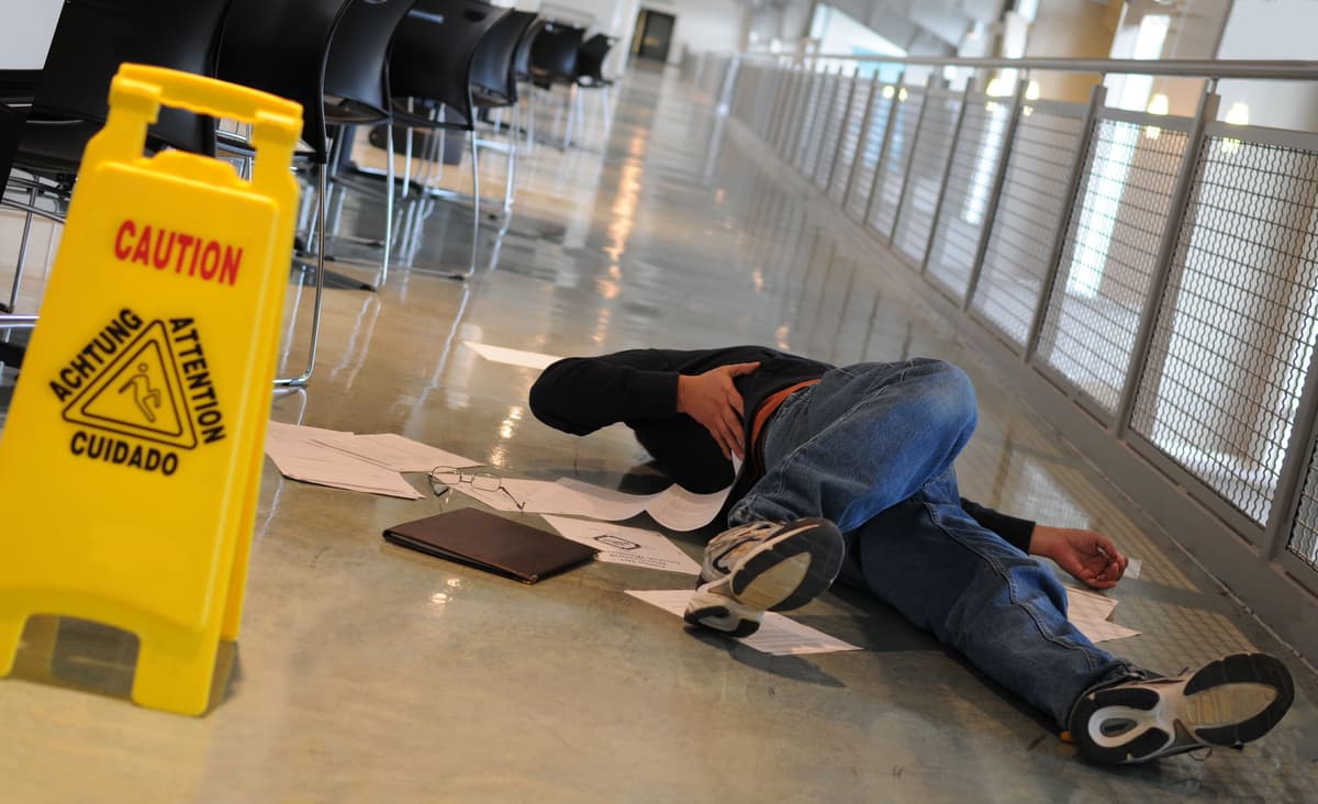 Slip and Fall Injuries in Los Angeles: How Negligence Is Proven in Premises Liability Cases